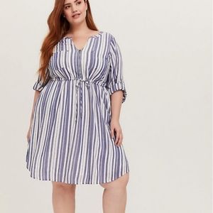NWT Torrid Size 5 Blue and White Striped Dress w/pockets